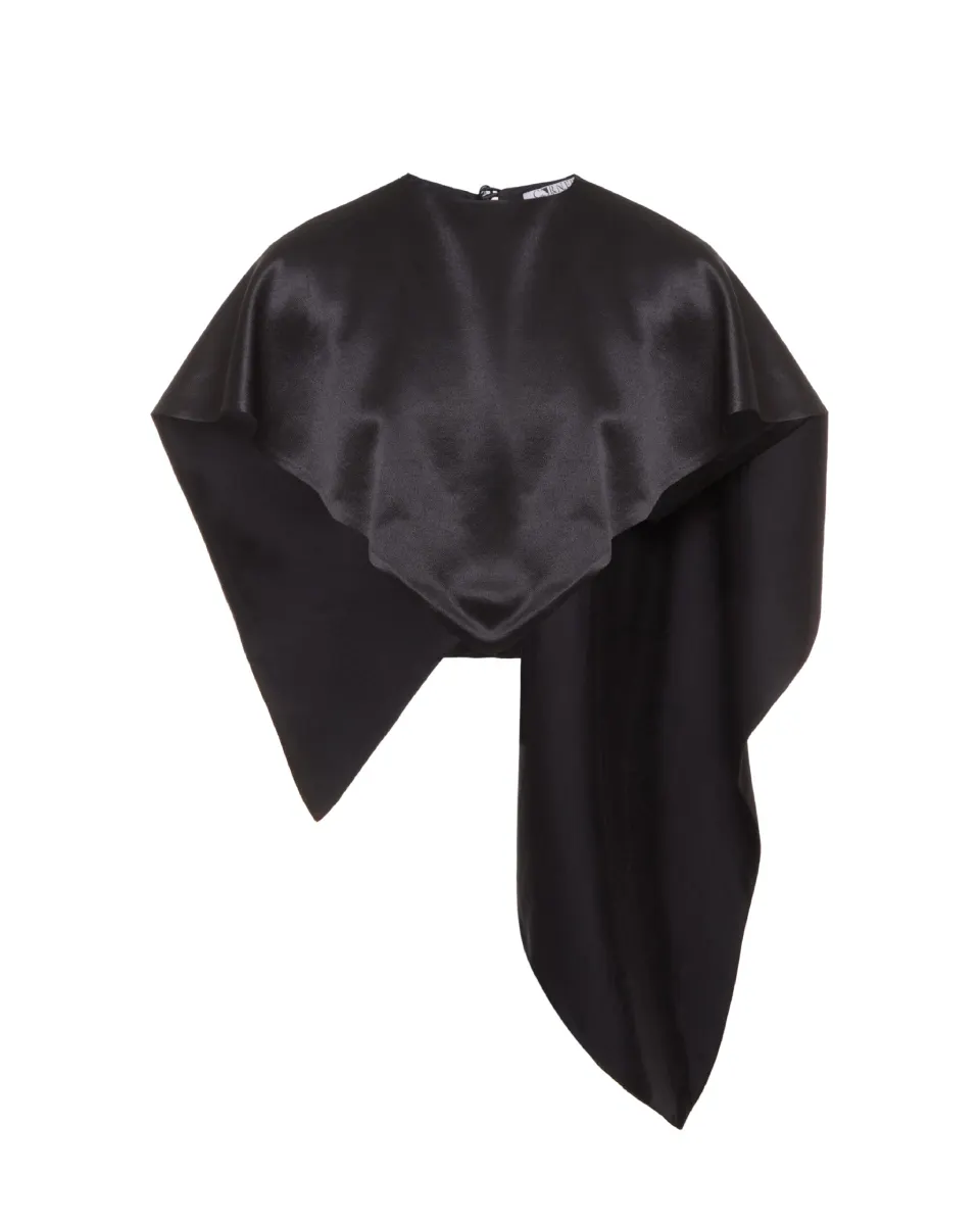 Asymmetric cape
