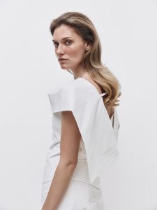 Топ з орігамі-драпіровкою 2