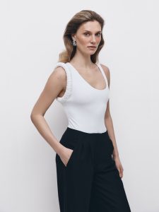 Боді асиметричне з буфом 2